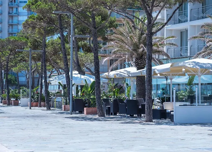 Hauzify I Superbeach Apartmán *