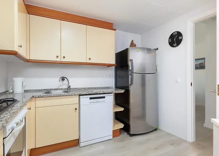 Hauzify I Superbeach